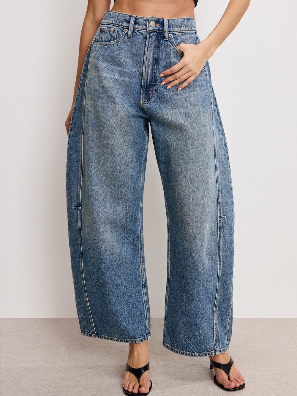 Good American Washed Blue Wide Leg Jeans - Picture 1 of 10